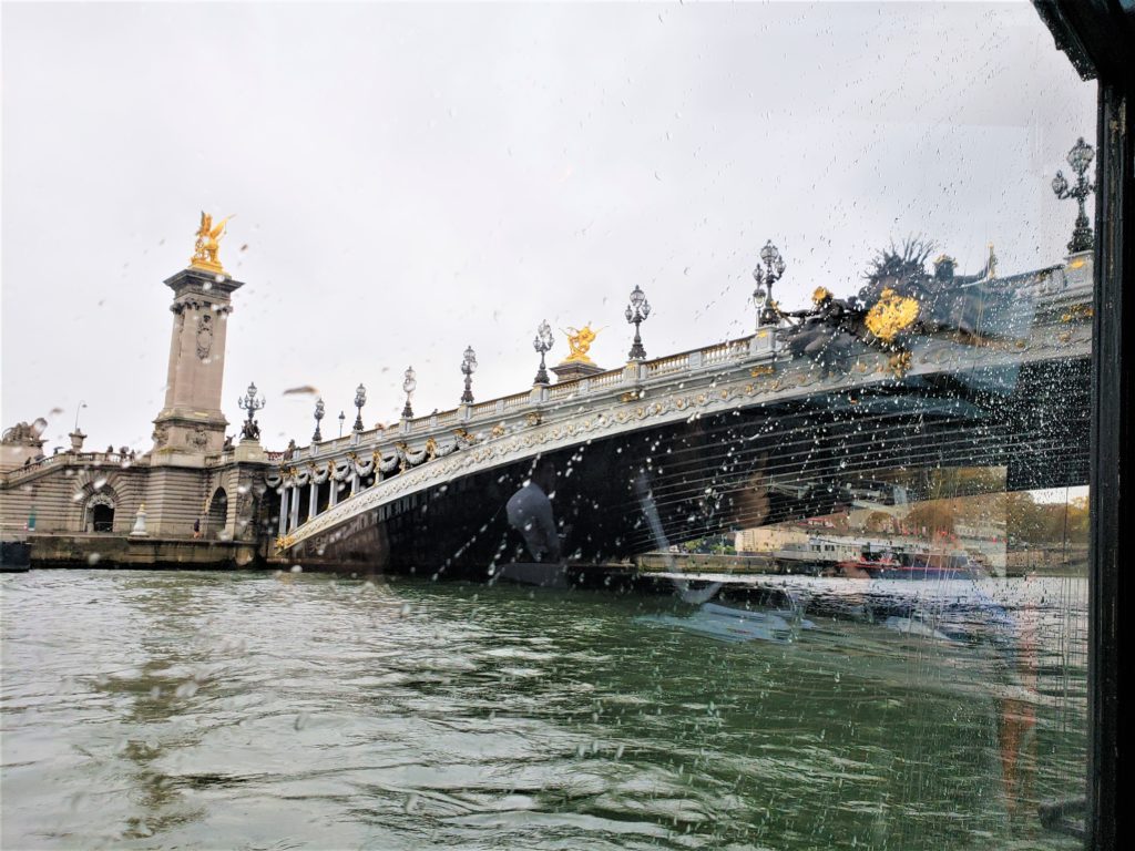 Un paseo por el río Sena a bordo del Le Grand Pavois Paris City Vision